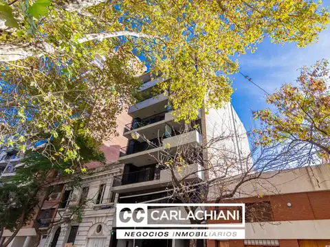 Local en venta al frente en barrio Lourdes