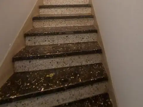 Depto Tipo Casa en Alquiler de 3 dormitorios