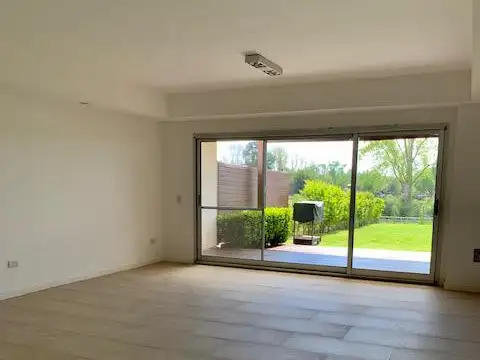 Departamento 3 ambientes con 2 baños