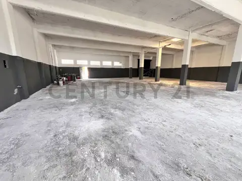 ALQUILER GALPON 400M2 CUBIERTOS LOSA Y 600 DESCUBIERTOS