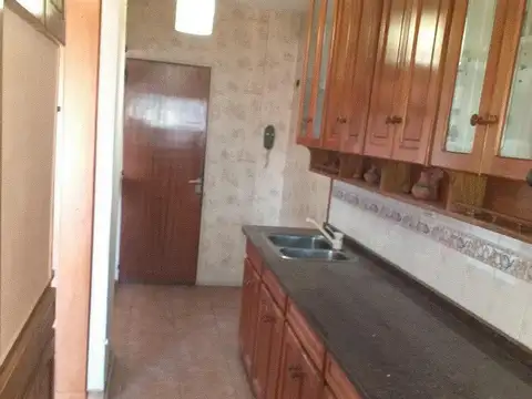 AV. RIVADAVIA 13800, Piso 19