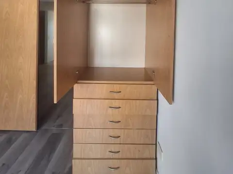 Amplio Monoambiente dividido - Excelente ubicación