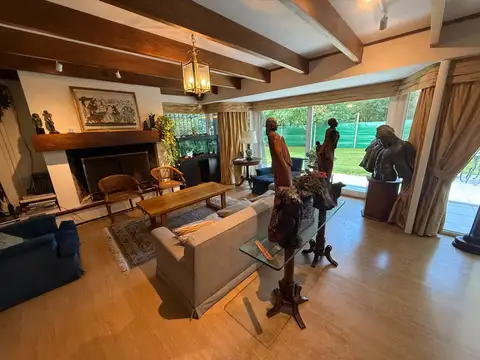 Casa en Venta en San Isidro, USD 1.510.000