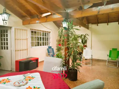 Depto Tipo Casa en Venta de 3 ambientes