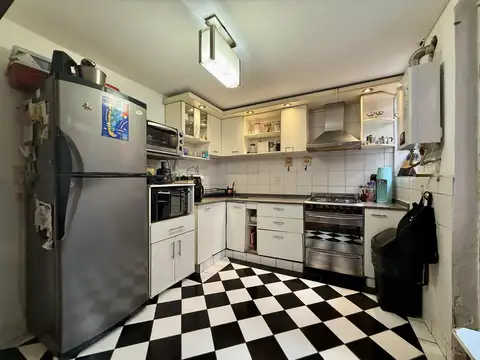 Depto Tipo Casa 4 ambientes con 2 baños