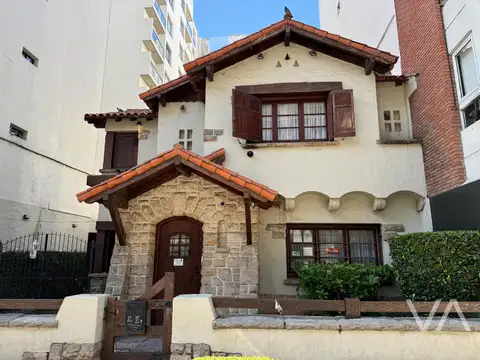 Tradicional chalet con 3 dormitorios. Garage. Plaza Mitre.