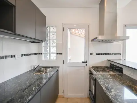 Depto Tipo Casa en Venta de 3 ambientes