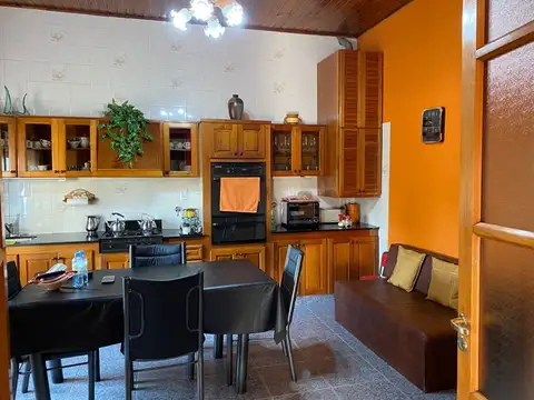 Casa 4 habitaciones - Calle 39-7y8