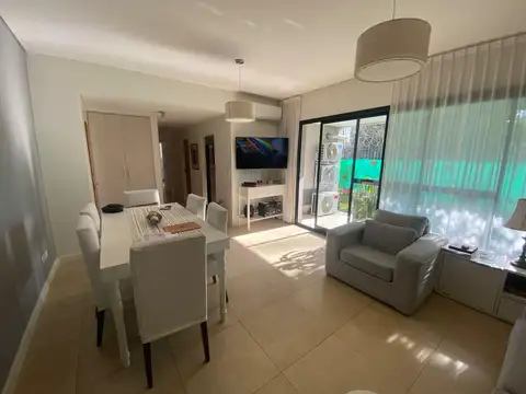 Departamento en Alquiler con 1 cocheras