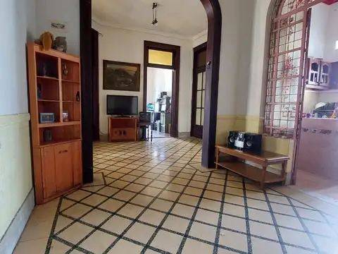 VENTA DE PH CON TERRAZA | LA BOCA