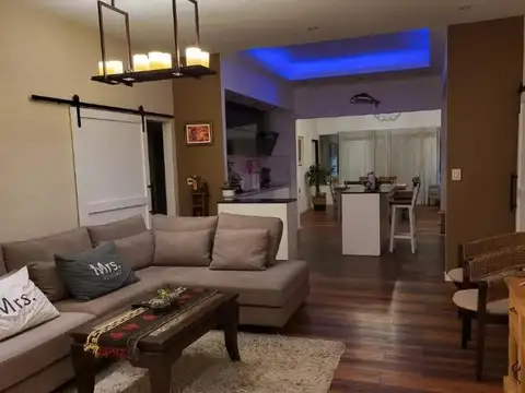 Casa en Venta de 5 dormitorios