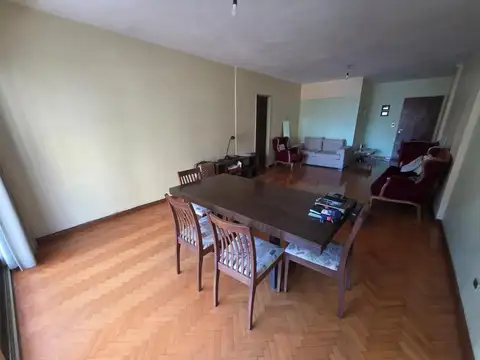 Departamento en Venta en Flores, USD 269.000