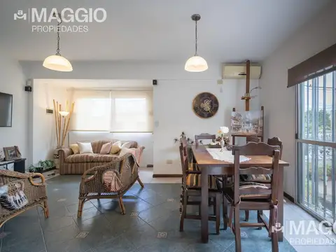 Depto Tipo Casa en Venta de 3 dormitorios