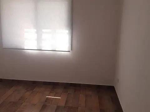 Depto Tipo Casa en Alquiler al Este
