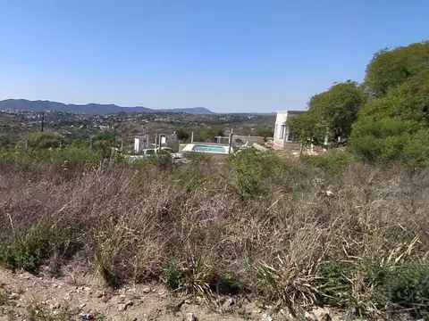 Terreno en Venta 40  mts Fondo