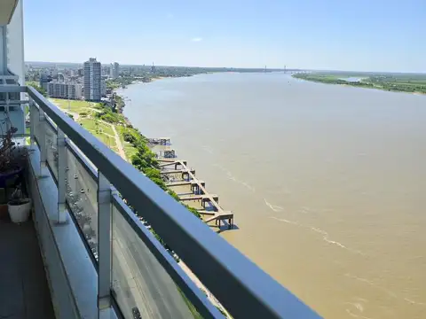 Departamento 5 ambientes con 4 baños