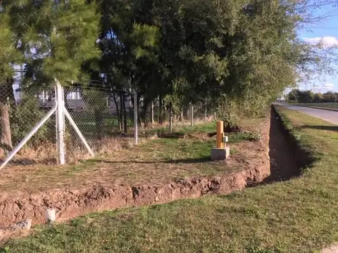 Camino de la Costa Brava 5200 y Calle 2