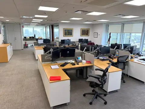 Oficina en Venta 25 años