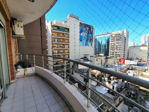 2 AMBIENTES CON BALCÓN — HERMOSA VISTA ABIERTA — BELGRANO