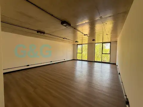 Oficina en Alquiler en Parque Leloir