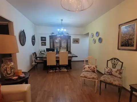 Departamento 4 ambientes con 2 baños
