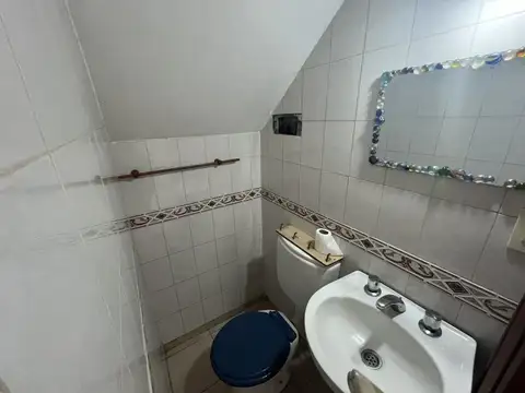 Casa en Alquiler con 1 cochera