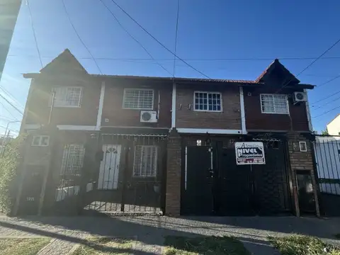 DUPLEX 3 AMBIENTES CON COCHERA Y PATIO - SAN JUSTO