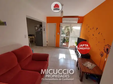 PH tipo casa en venta, Asborno 295, Escobar Centro. APTO CREDITO.