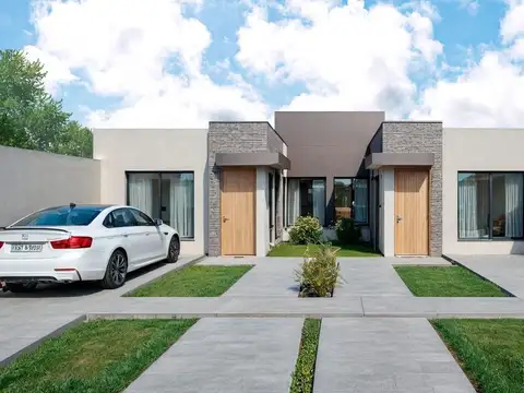 CASA EN POZO, 3 DORMITORIOS BARRIO COVIARQ RUSSELL