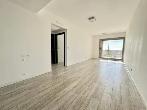 VENTA 3 AMB C/ PARRILLA EN BALCON PISCINA Y VISTA ABIERTA