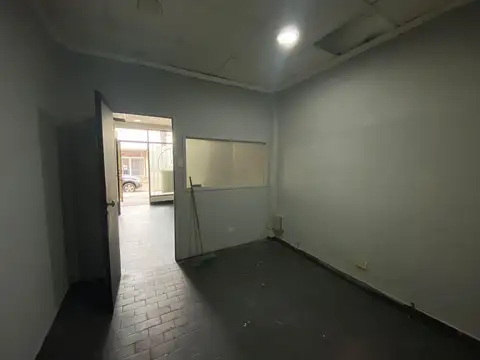 Local en Alquiler en Villa De Mayo, $ 500.000