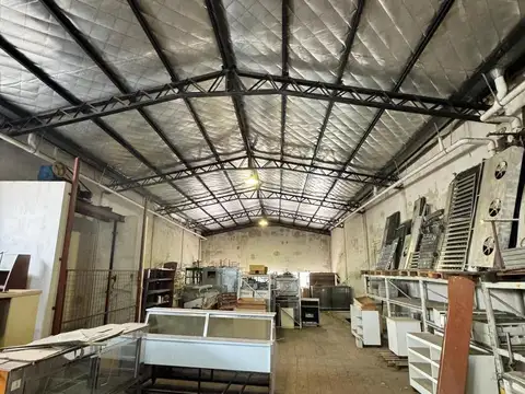 Galpon en Venta 29  mts Fondo