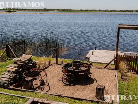 Casa en Venta en Puertos - Barrio Costas, USD 1.320.000