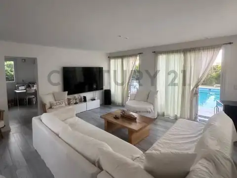 Barrio Castaños 100, Piso 0