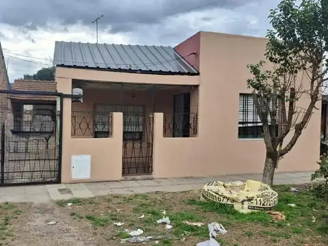 Casa en venta en barrio Santa Maria (San miguel)
