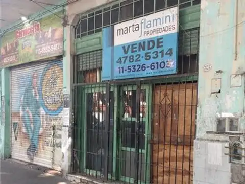 LOCALES - A LA CALLE - FLORES, CAPITAL FEDERAL