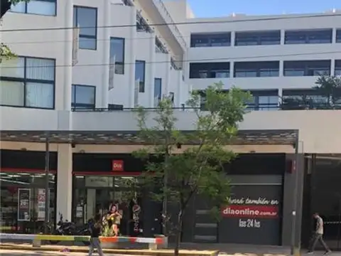 LOCALES - A LA CALLE - FLORES, CAPITAL FEDERAL