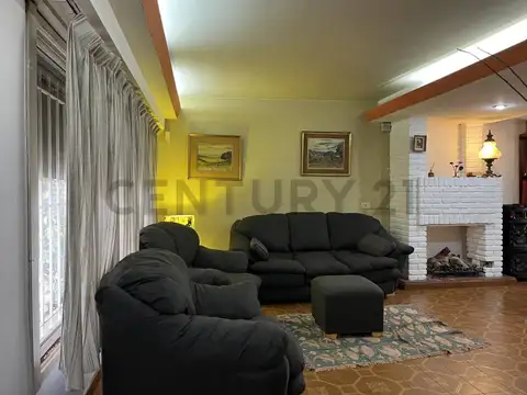 Casa en Venta en Villa Sarmiento, USD 170.000
