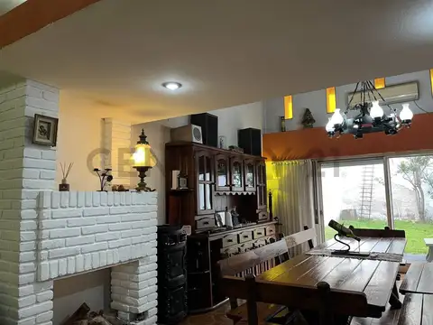 Casa en Venta con 1 cochera