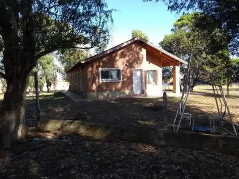 Casa en Venta en Tornquist, USD 1