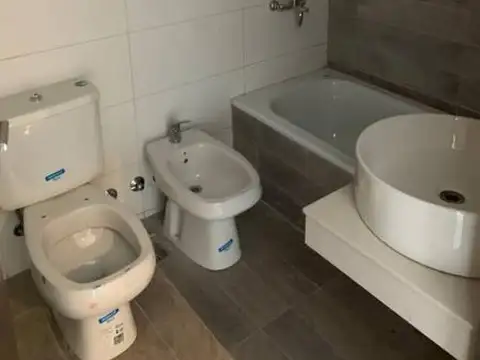 Av.Lope de Vega  al 1000