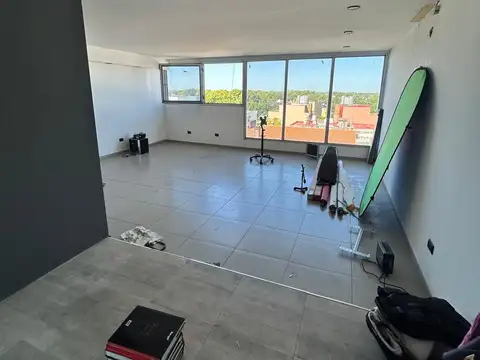 Av. Pres. Perón 2300