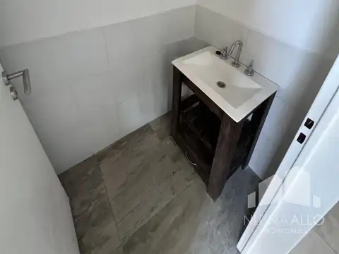 Depto Tipo Casa en Venta en Ituzaingo, USD 210.000