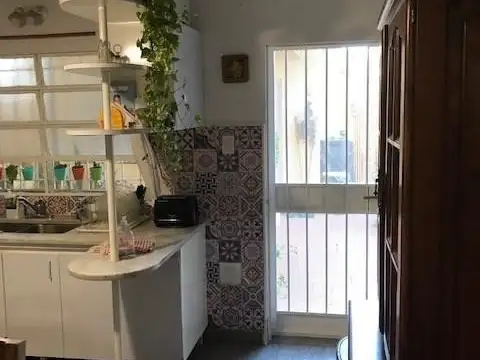 Casa Dúplex en Venta en Victoria, San Fernando, ideal para 2 familias  