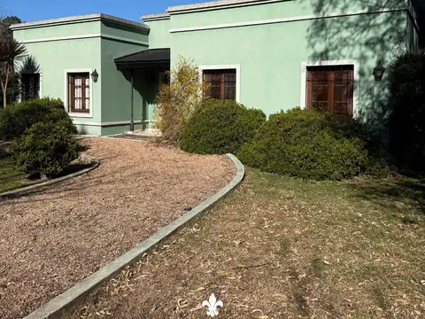 CASA 4 AMBIENTES EN VENTA, BARRIO LAS LOMADAS, LOS CARDALES