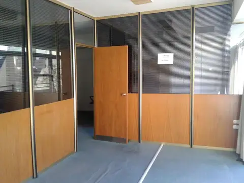 Oficina en Alquiler en San Nicolás, $ 400.000