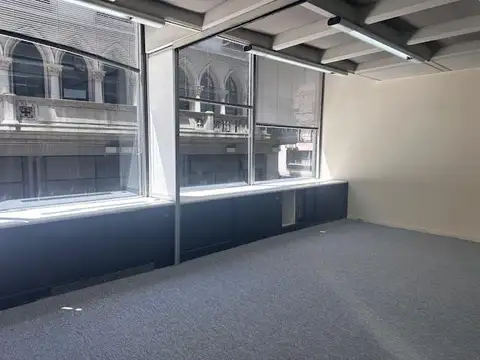 Oficina en Alquiler al Este