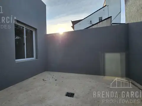 Casa Desde Pozo En Venta En Colon Entre Ríos.