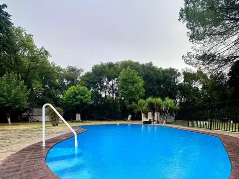 Casa Quinta  en Alquiler en La Reja Grande, La Reja, Moreno