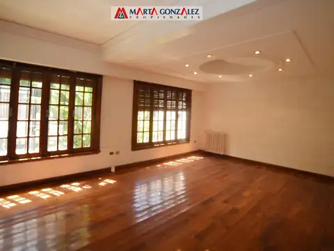 Casa en Venta en Villa Sarmiento, USD 195.000
